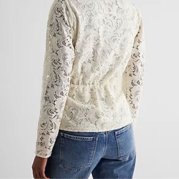NWT Express Cream Lace Wrap Top with Bow Tie Side Size M - Picture 3 of 9